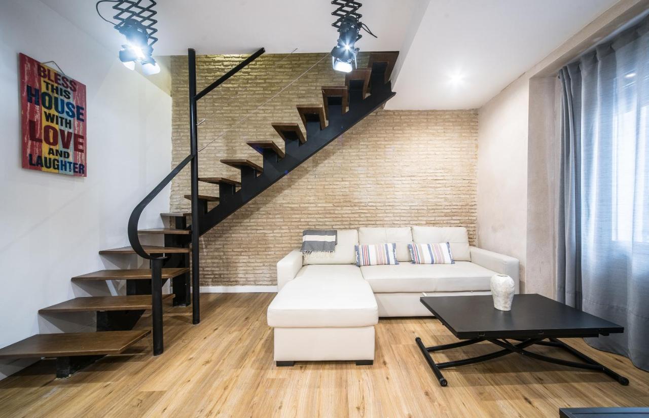 Rey De Sevilla Flats - Duplex Museo Exterior photo